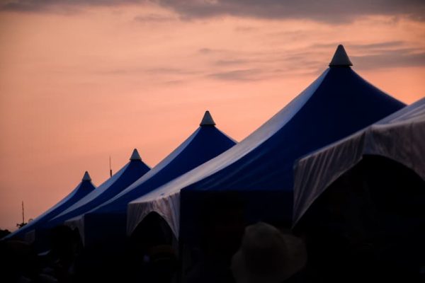 Everything You Need to Know About Pop-Up Canopy Rentals