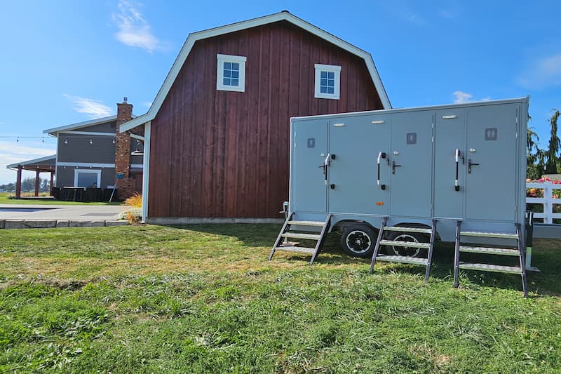 luxury portable restroom rental