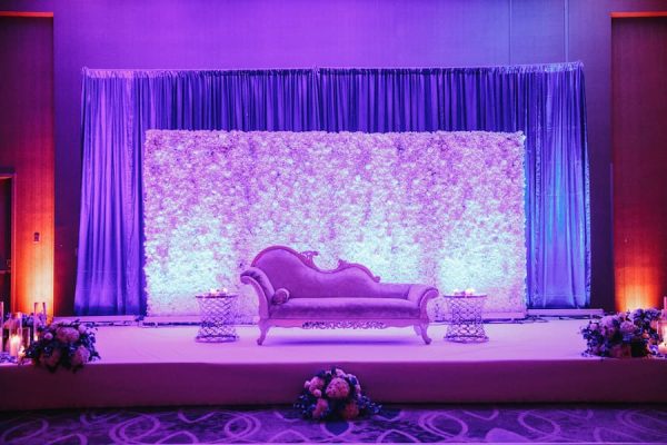 Soft Seating Vignettes – Cozy Lounge Areas That Invite Conversation